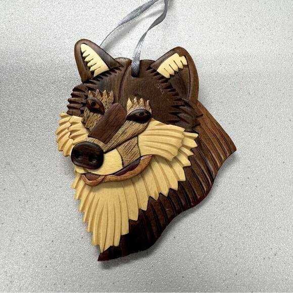 Carved Wood Wolf Ornament Brown Yellow Double Sided Christmas Tree - Picture 1 of 7